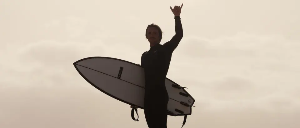 Lanzarote: waves, depths and dreams, still 8 of 33